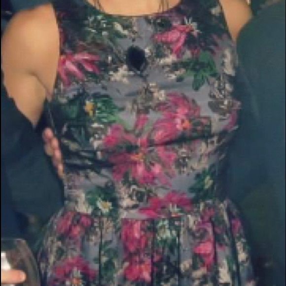 Floral a-line mini dress Felicity and Coco - Picture 4 of 4